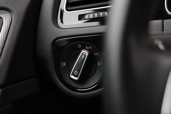 Volkswagen GOLF Variant 1.5 TSI 3X R-Line *Camera*Virtual*Keyless*DSG*Matrix Led*