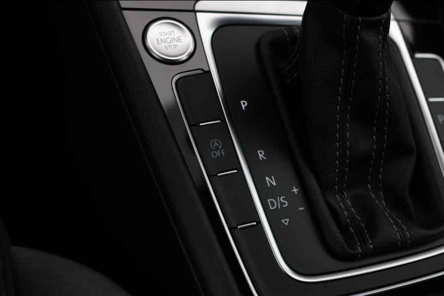 Volkswagen GOLF Variant 1.5 TSI 3X R-Line *Camera*Virtual*Keyless*DSG*Matrix Led*