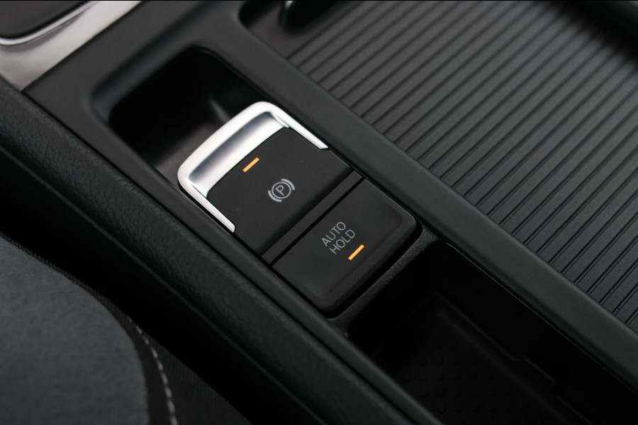 Volkswagen GOLF Variant 1.5 TSI 3X R-Line *Camera*Virtual*Keyless*DSG*Matrix Led*