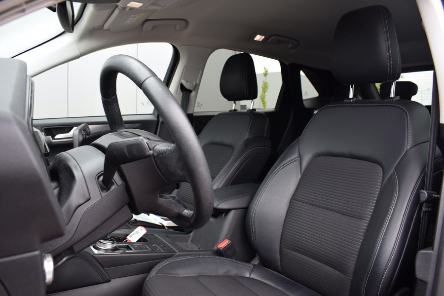 Ford Kuga 2.5 PHEV Titanium X | Half Leer | Stuur- en Stoelverw. | Camera