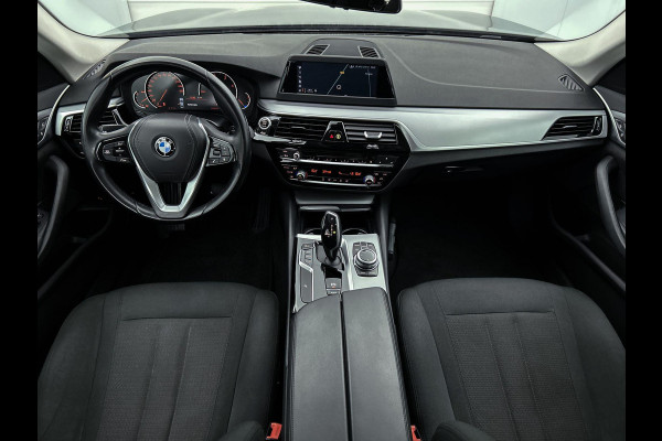 BMW 5 Serie 520d Executive(NL-auto, Navi, Goed OnderH, Cruise Con, Parkeersensoren, Etc)