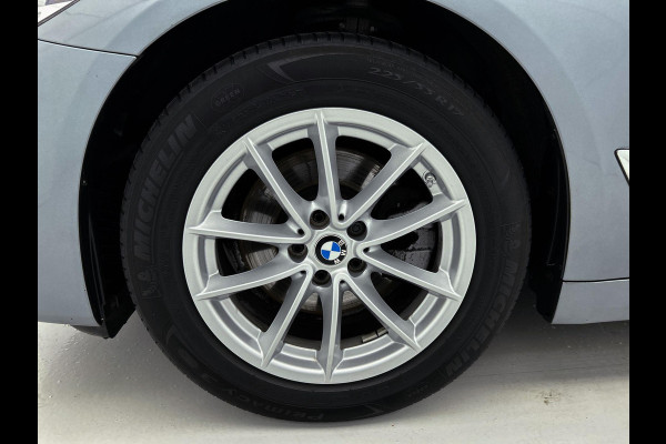 BMW 5 Serie 520d Executive(NL-auto, Navi, Goed OnderH, Cruise Con, Parkeersensoren, Etc)