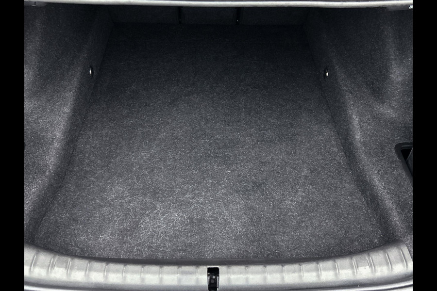 BMW 5 Serie 520d Executive(NL-auto, Navi, Goed OnderH, Cruise Con, Parkeersensoren, Etc)
