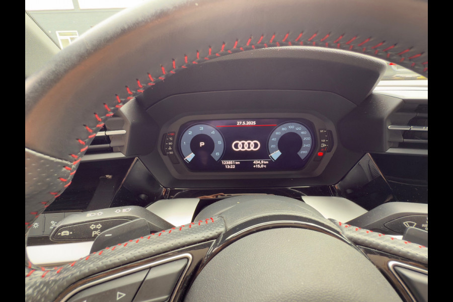 Audi A3 Sportback 35 TDI edition one panoramadak
