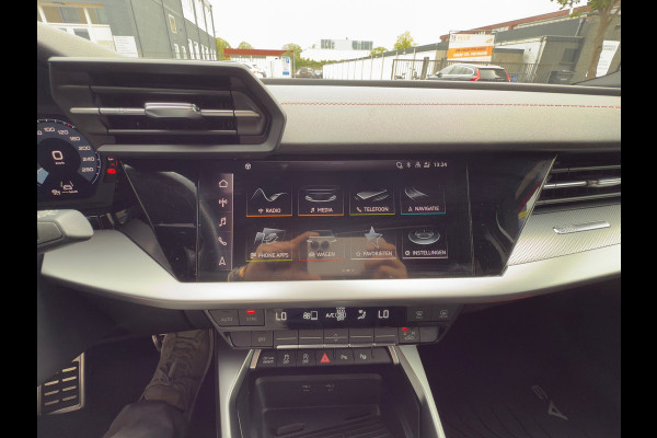 Audi A3 Sportback 35 TDI edition one panoramadak