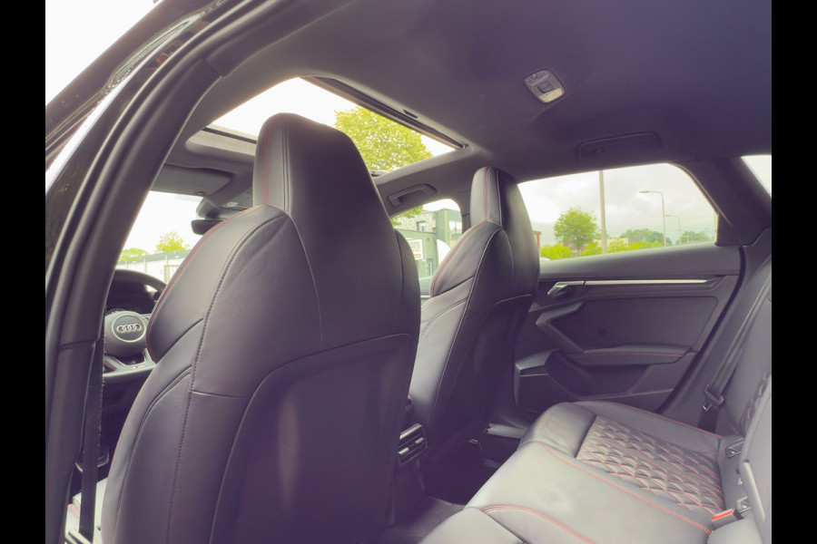 Audi A3 Sportback 35 TDI edition one panoramadak