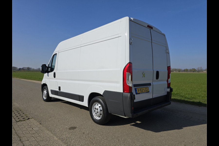 Peugeot Boxer 330 2.0 BlueHDI L2 H2 Pro - 110 Pk - Euro 6 - Koel / Vries - Airco - Cruise Control