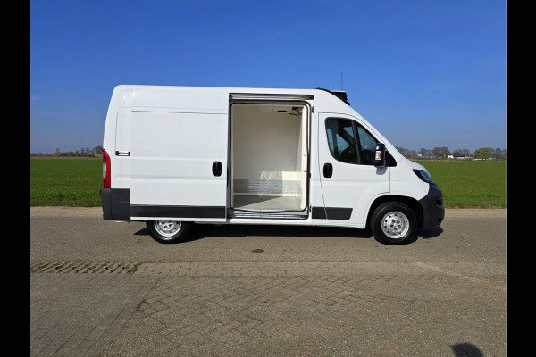 Peugeot Boxer 330 2.0 BlueHDI L2 H2 Pro - 110 Pk - Euro 6 - Koel / Vries - Airco - Cruise Control
