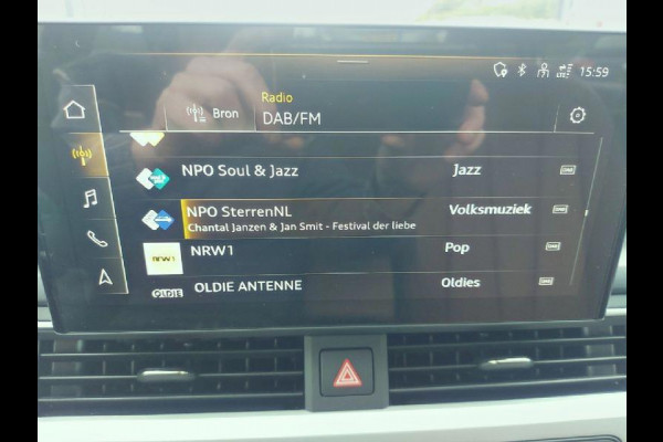 Audi A4 Avant 35 TFSI Advanced Edition Automaat,navi/camera,stoelverwarming,parkeersensoren, Extra set winterwielen