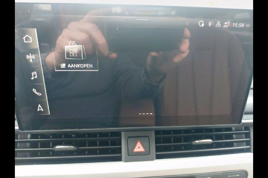Audi A4 Avant 35 TFSI Advanced Edition Automaat,navi/camera,stoelverwarming,parkeersensoren, Extra set winterwielen