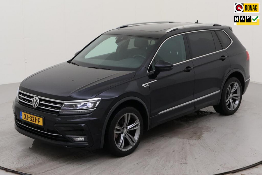Volkswagen Tiguan Allspace 2.0 TDI Highline Business R PANORAMADAK/TREKHAAK/LEER PAKKET