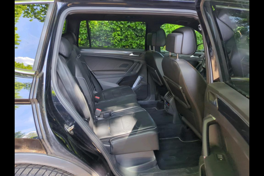 Volkswagen Tiguan Allspace 2.0 TDI Highline Business R PANORAMADAK/TREKHAAK/LEER PAKKET