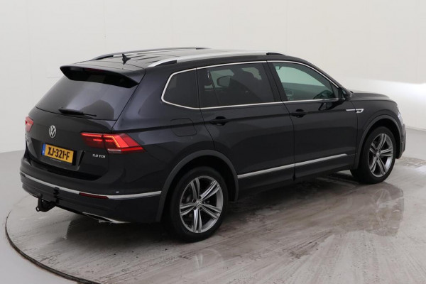 Volkswagen Tiguan Allspace 2.0 TDI Highline Business R PANORAMADAK/TREKHAAK/LEER PAKKET