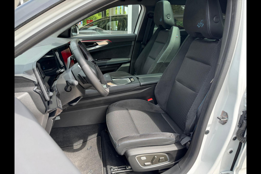 Renault Austral 1.2 E-Tech full hybrid 200 iconic esprit Alpine Trekhaak / Pano / Harman Kardon Sound / Matrix LED / Elektr voorst