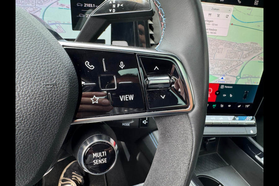 Renault Austral 1.2 E-Tech full hybrid 200 iconic esprit Alpine Trekhaak / Pano / Harman Kardon Sound / Matrix LED / Elektr voorst
