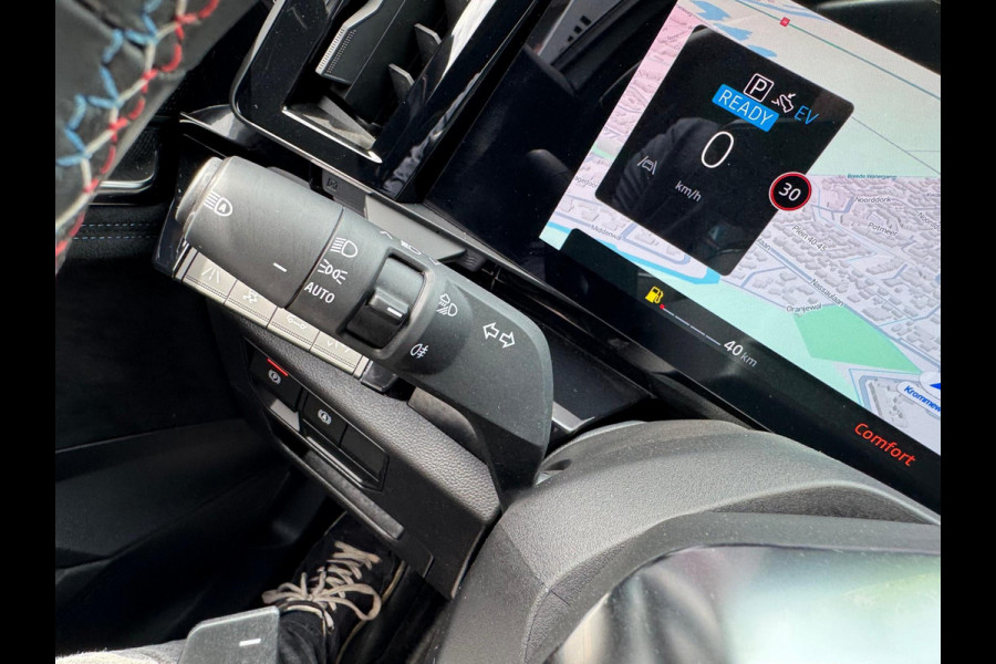 Renault Austral 1.2 E-Tech full hybrid 200 iconic esprit Alpine Trekhaak / Pano / Harman Kardon Sound / Matrix LED / Elektr voorst
