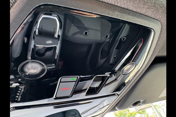 Renault Austral 1.2 E-Tech full hybrid 200 iconic esprit Alpine Trekhaak / Pano / Harman Kardon Sound / Matrix LED / Elektr voorst