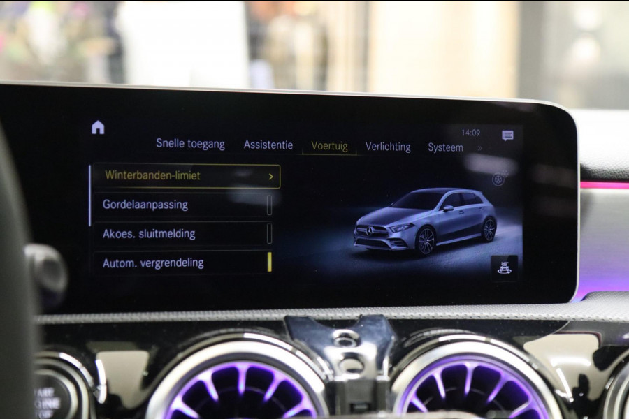 Mercedes-Benz A-Klasse AMG 35 4MATIC/PANODAK/AMGSTUUR/HEAD-UP/VOL