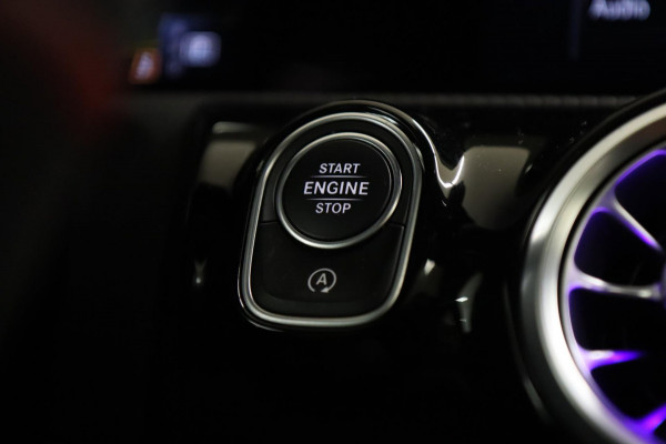 Mercedes-Benz A-Klasse AMG 35 4MATIC/PANODAK/AMGSTUUR/HEAD-UP/VOL