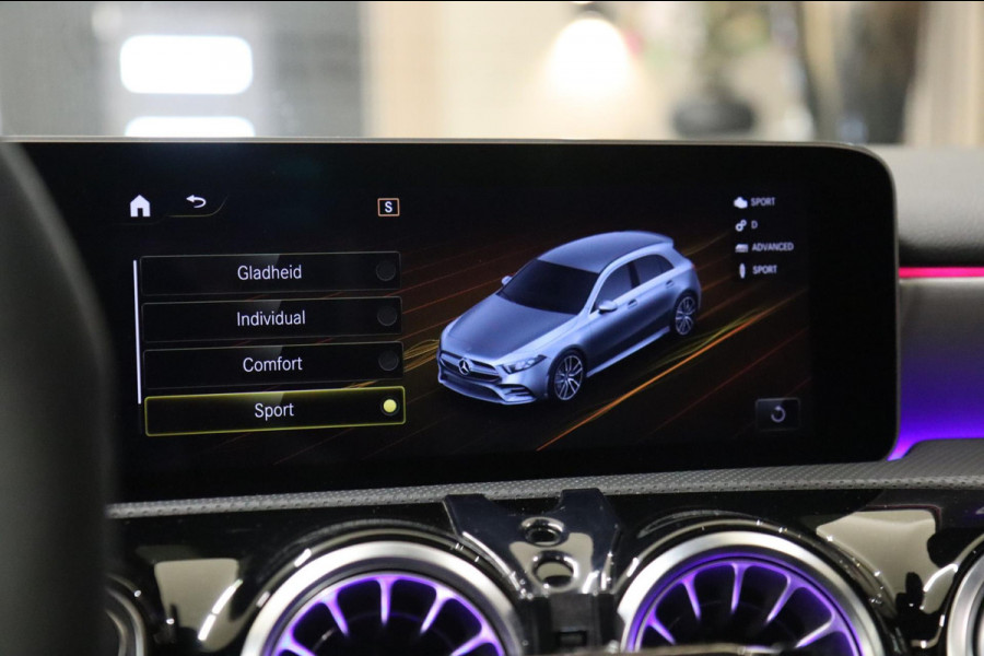 Mercedes-Benz A-Klasse AMG 35 4MATIC/PANODAK/AMGSTUUR/HEAD-UP/VOL