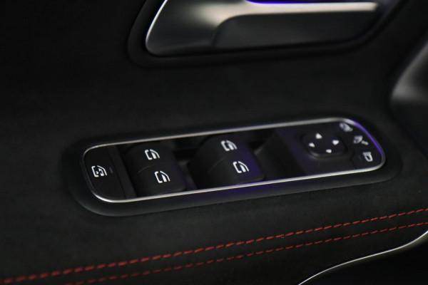Mercedes-Benz A-Klasse AMG 35 4MATIC/PANODAK/AMGSTUUR/HEAD-UP/VOL