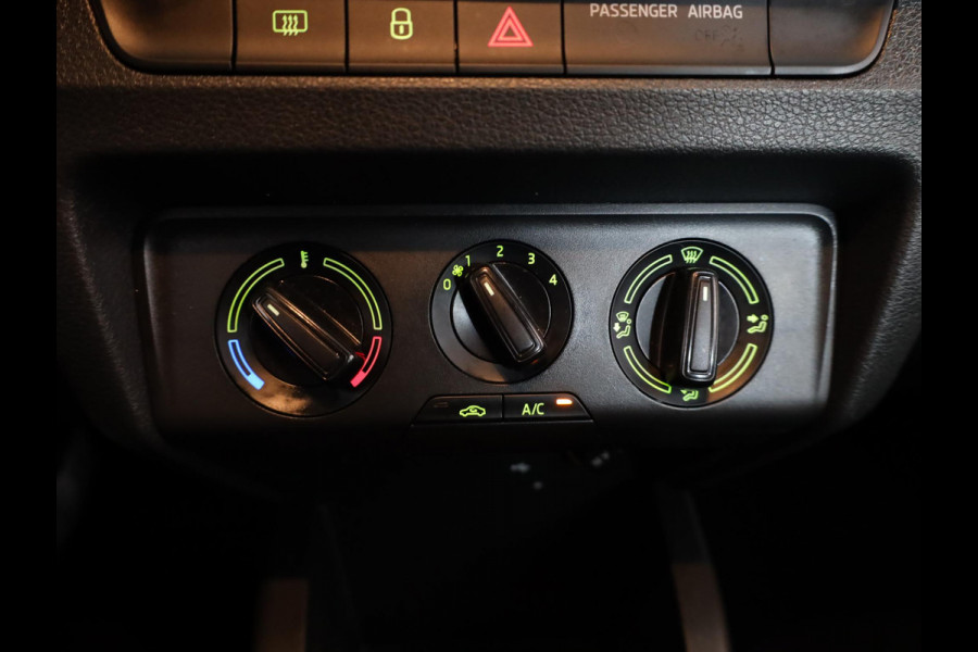Škoda Fabia Combi 1.0 TSI Business Edition 95PK | Trekhaak | LM velgen | Navigatie via app |