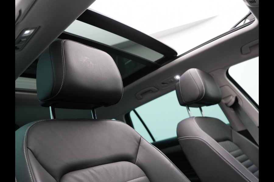 Volkswagen Passat Variant GTE Business Plug In Hybrid 218pk PHEV | Panodak | Adaptive Cruise | Lederen Sportstoelen Massage | Camera | Virtual | IQ Drive | Apple Carplay |