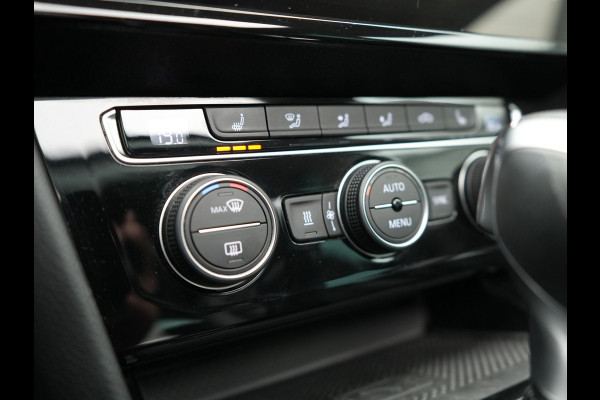 Volkswagen Passat Variant GTE Business Plug In Hybrid 218pk PHEV | Panodak | Adaptive Cruise | Lederen Sportstoelen Massage | Camera | Virtual | IQ Drive | Apple Carplay |