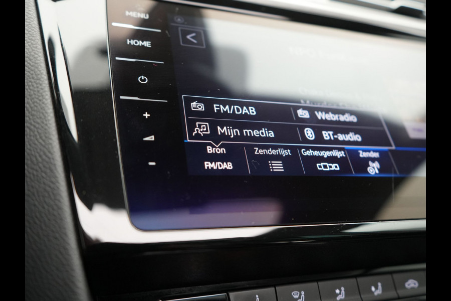 Volkswagen Passat Variant GTE Business Plug In Hybrid 218pk PHEV | Panodak | Adaptive Cruise | Lederen Sportstoelen Massage | Camera | Virtual | IQ Drive | Apple Carplay |