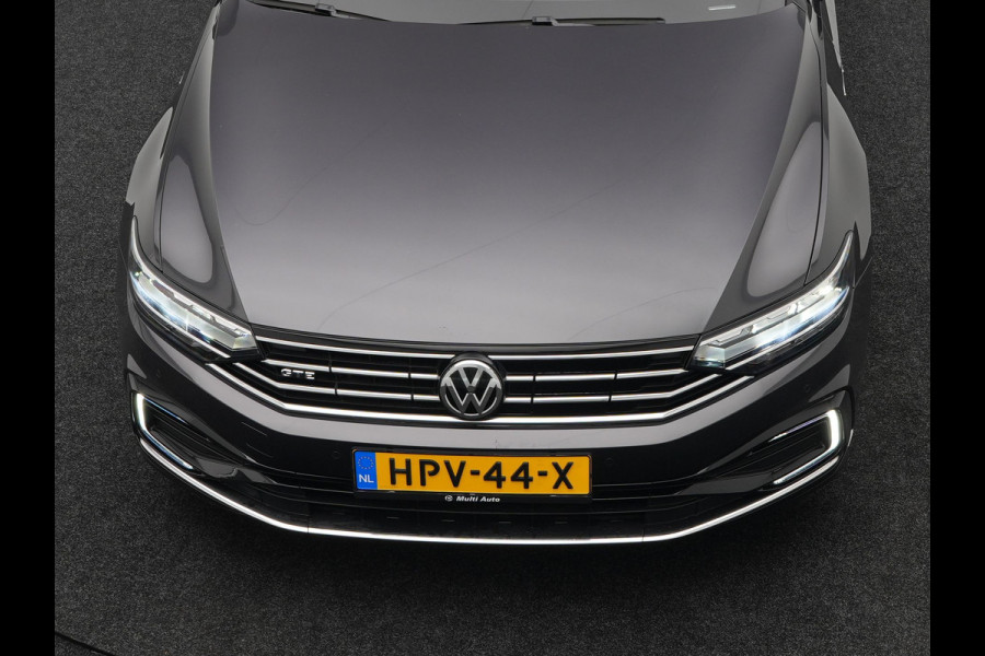 Volkswagen Passat Variant GTE Business Plug In Hybrid 218pk PHEV | Panodak | Adaptive Cruise | Lederen Sportstoelen Massage | Camera | Virtual | IQ Drive | Apple Carplay |
