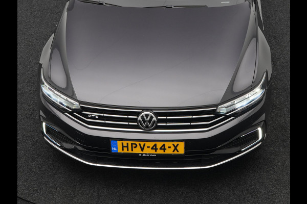 Volkswagen Passat Variant GTE Business Plug In Hybrid 218pk PHEV | Panodak | Adaptive Cruise | Lederen Sportstoelen Massage | Camera | Virtual | IQ Drive | Apple Carplay |