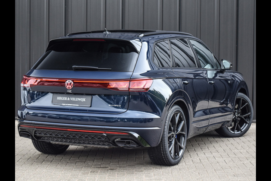 Volkswagen Touareg 3.0 TSi eHybrid 4MOTION R | HEAD-UP | DYNAUDIO | 360 CAMERA | SOFT-CLOSE | PANORAMADAK | KEYLESS ACCESS | STOELMASSAGE | TREKHAA