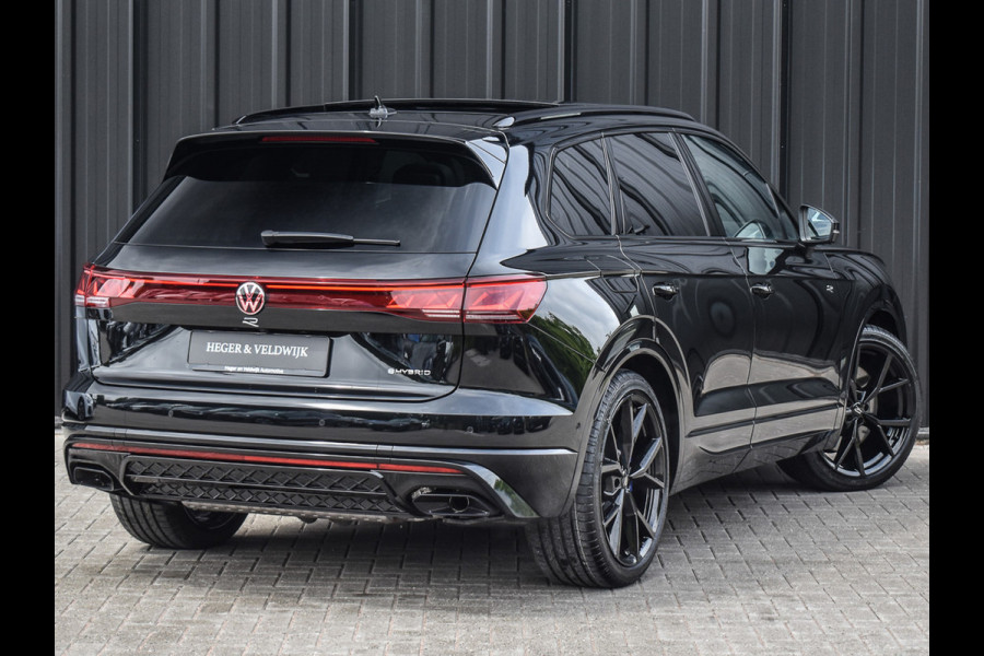 Volkswagen Touareg 3.0 TSi eHybrid 4MOTION R | HEAD-UP | DYNAUDIO | 360 CAMERA | SOFT-CLOSE | PANORAMADAK | KEYLESS ACCESS | STOELMASSAGE | TREKHAA