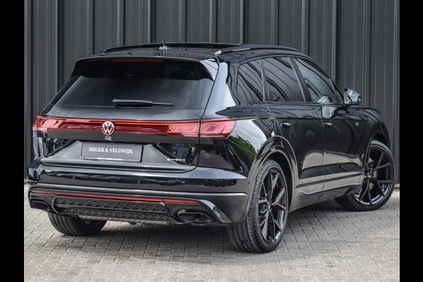 Volkswagen Touareg 3.0 TSi eHybrid 4MOTION R | HEAD-UP | DYNAUDIO | 360 CAMERA | SOFT-CLOSE | PANORAMADAK | KEYLESS ACCESS | STOELMASSAGE | TREKHAA