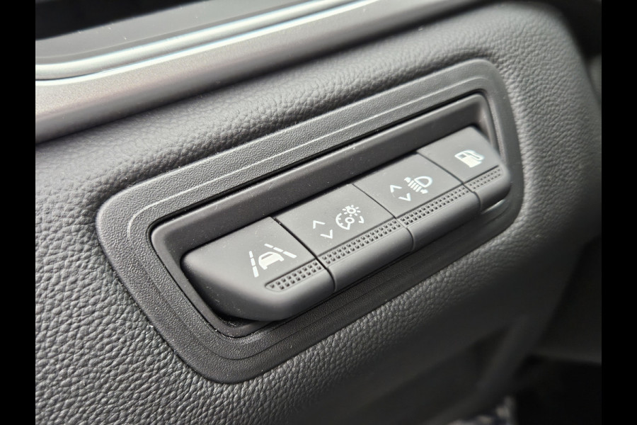 Renault Captur Plug-in Hybrid 160 Intens Dealer O.H PHEV | Stoelverwarming | Navi Groot Scherm | Camera | LED | 18"L.M | Apple Carplay | Keyless | Laneassist | DAB |