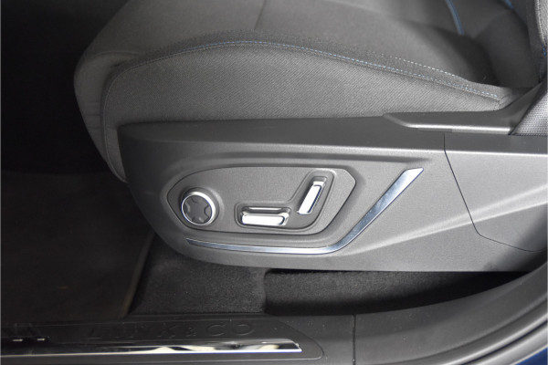 Lynk & Co 01 1.5 PHEV 261PK MY23 | 360 Camera | 7.4 kWh boordlader | Donkere hemel | S/K-panodak | Adapt. Cruise | Memory | Elek. klep | LM 20" | 2317