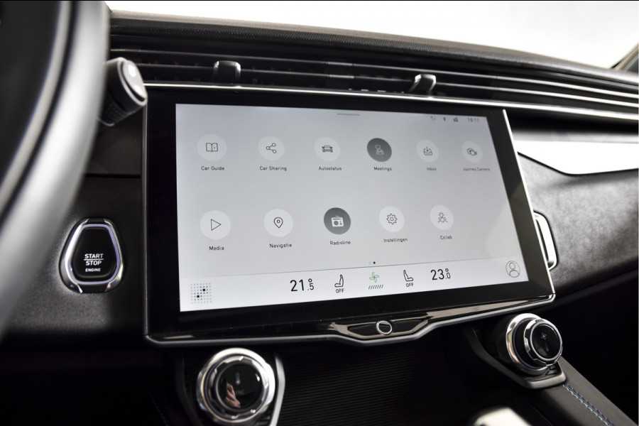 Lynk & Co 01 1.5 PHEV 261PK MY23 | 360 Camera | 7.4 kWh boordlader | Donkere hemel | S/K-panodak | Adapt. Cruise | Memory | Elek. klep | LM 20" | 2317