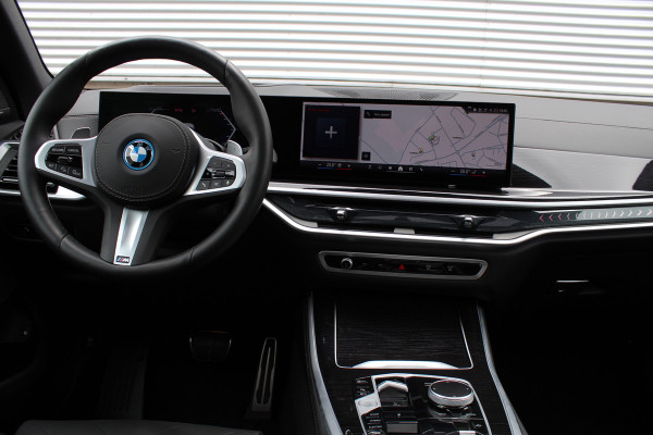 BMW X5 xDrive50e M-Sport | Panoramadak | H&K | Trekhaak | Comfortstoelen | Luchtvering | Glow