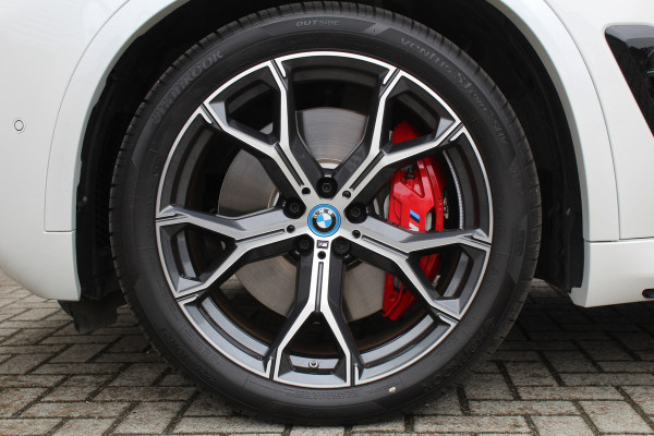 BMW X5 xDrive50e M-Sport | Panoramadak | H&K | Trekhaak | Comfortstoelen | Luchtvering | Glow