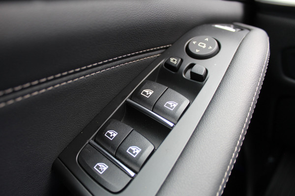 BMW X5 xDrive50e M-Sport | Panoramadak | H&K | Trekhaak | Comfortstoelen | Luchtvering | Glow