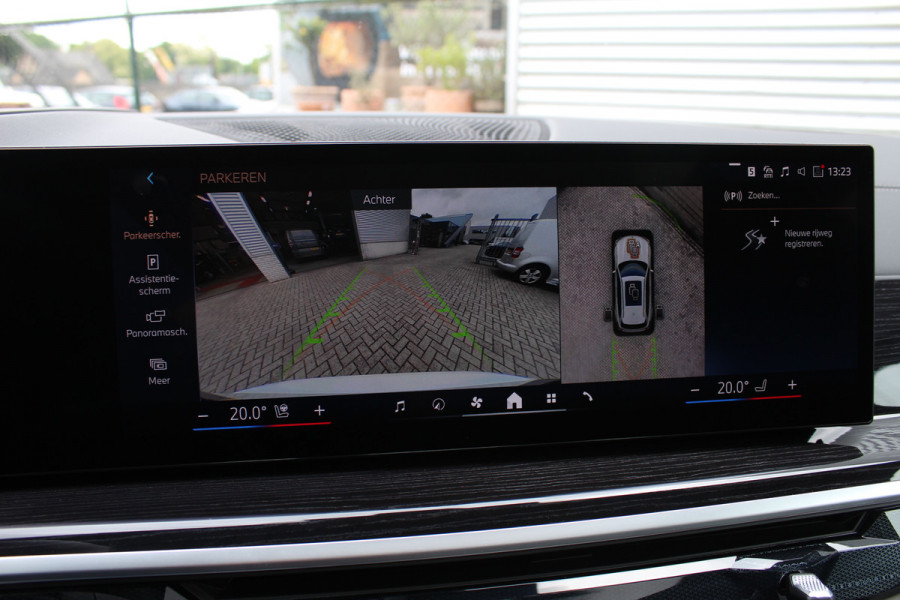 BMW X5 xDrive50e M-Sport | Panoramadak | H&K | Trekhaak | Comfortstoelen | Luchtvering | Glow