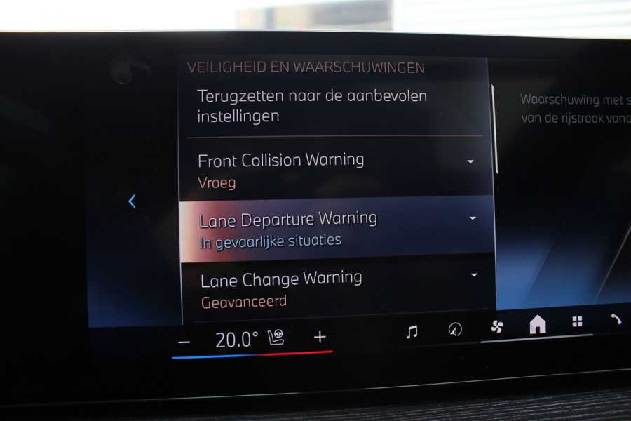 BMW X5 xDrive50e M-Sport | Panoramadak | H&K | Trekhaak | Comfortstoelen | Luchtvering | Glow