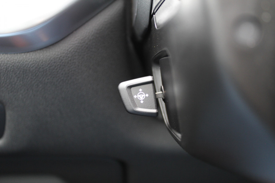 BMW X5 xDrive50e M-Sport | Panoramadak | H&K | Trekhaak | Comfortstoelen | Luchtvering | Glow