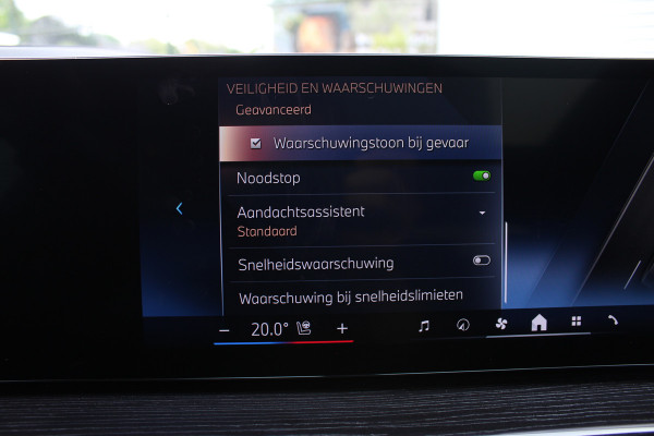 BMW X5 xDrive50e M-Sport | Panoramadak | H&K | Trekhaak | Comfortstoelen | Luchtvering | Glow