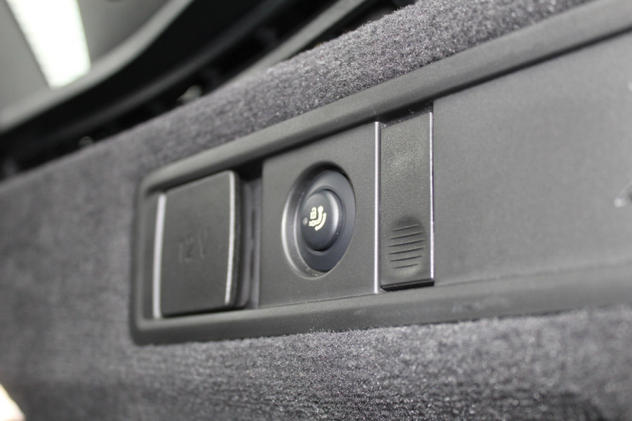 BMW X5 xDrive50e M-Sport | Panoramadak | H&K | Trekhaak | Comfortstoelen | Luchtvering | Glow