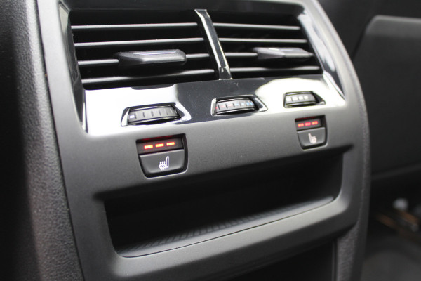 BMW X5 xDrive50e M-Sport | Panoramadak | H&K | Trekhaak | Comfortstoelen | Luchtvering | Glow