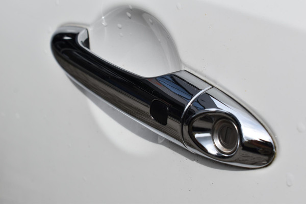 Kia Picanto 1.0 DPi ComfortLine Automaat Keyless Camera Cruise Trekhaak