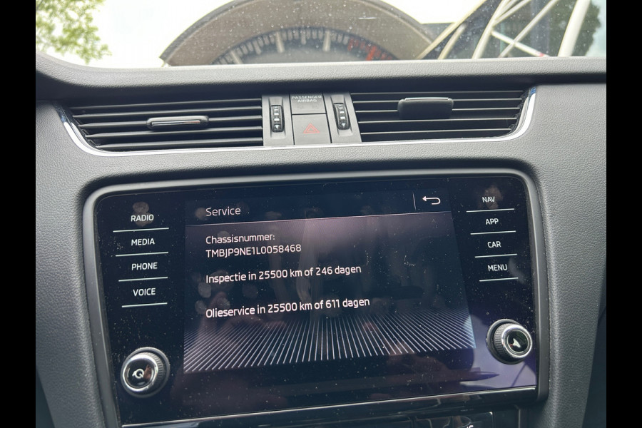 Škoda Octavia Combi 1.0 TSI Greentech Business Edition Apple Carplay 100% Dealeronderhouden 1e Eigenaar Nederlandse Auto