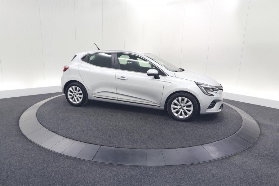 Renault Clio TCe 100 Intens | Parkeersensoren | Apple Carplay | Climate Control