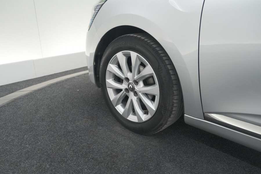 Renault Clio TCe 100 Intens | Parkeersensoren | Apple Carplay | Climate Control